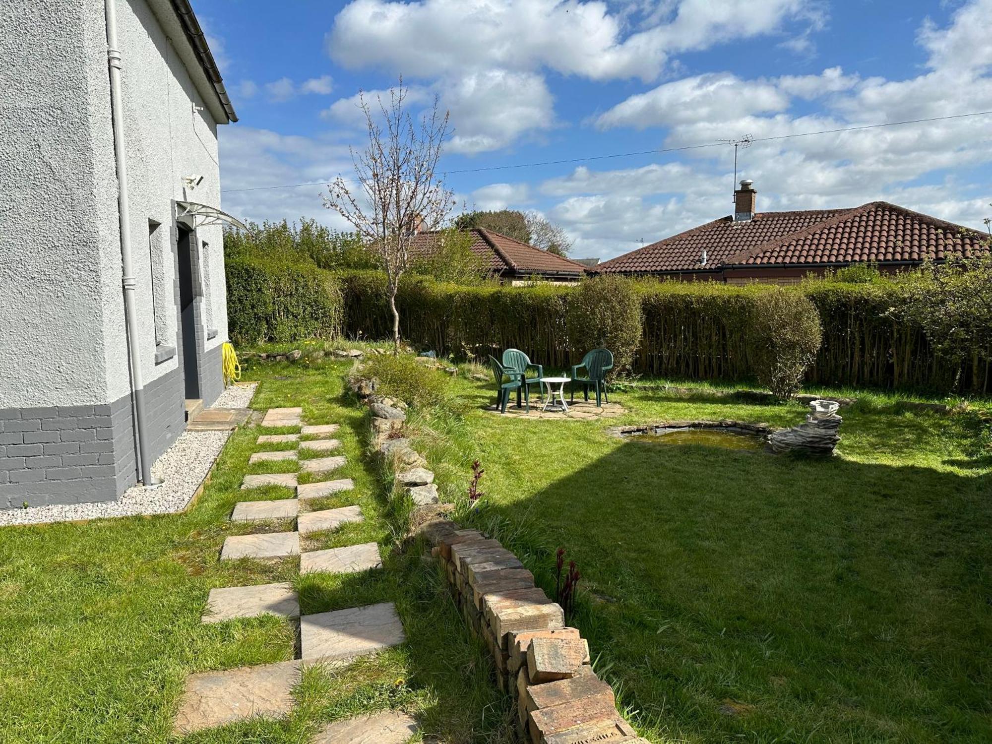 Lovely Countryside Getaway Roslin Exterior photo